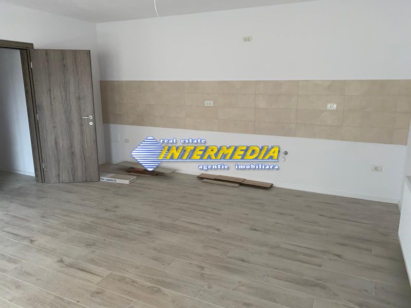 For sale New 3-room apartment in Alba Iulia Fortress area finished complete 1st floor