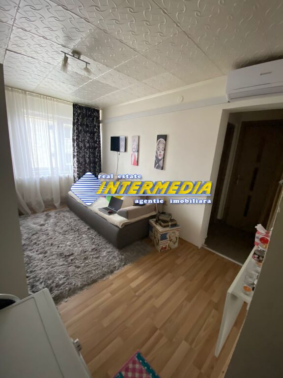 Apartament 2 camere de vanzare in Alba Iulia zona Cetate