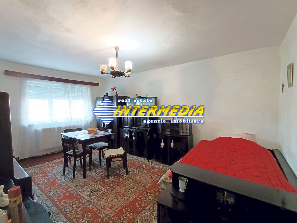 Apartament 2 camere decomandat 50 mp de vanzare in Alba Iulia 