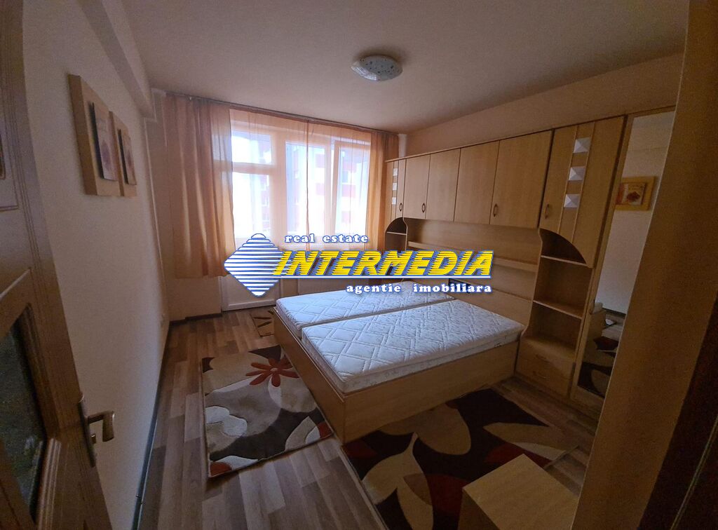 Apartment with 2 bedrooms and Living room for rent in Alba Iulia Center furnished and equipped