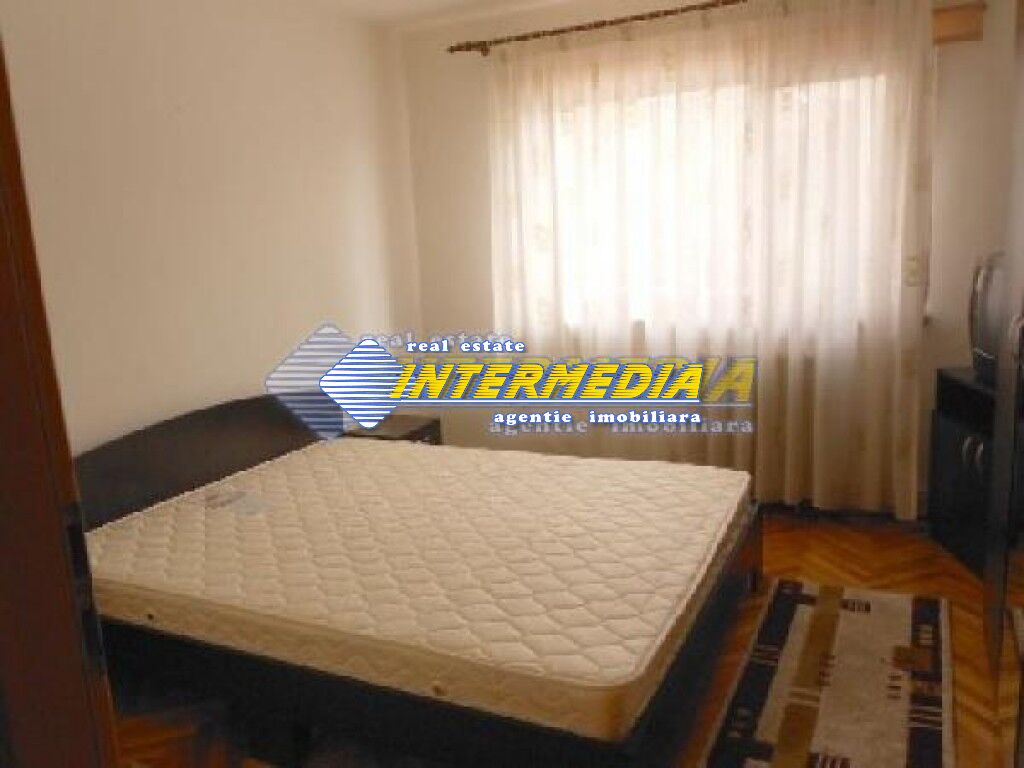 Apartment 2 separate rooms in large area completely renovated in Alba Iulia