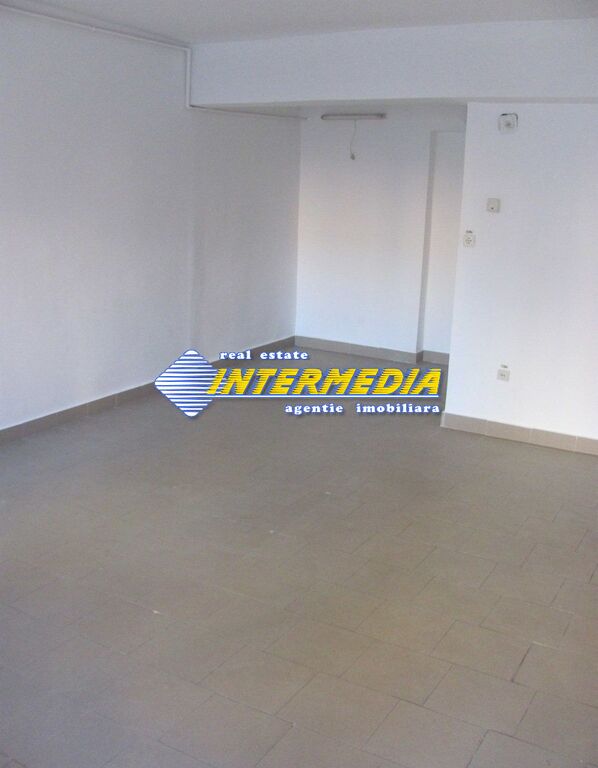 Commercial space for rent 30 sqm in Alba Iulia fully finished the Citadel area