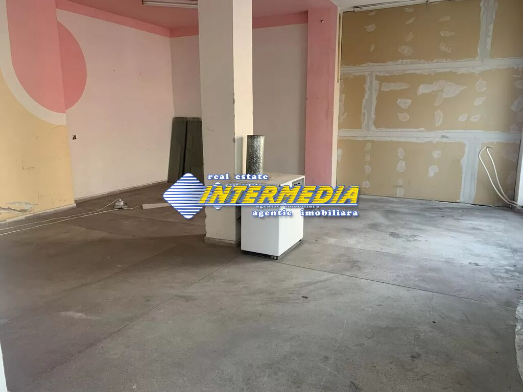 Commercial space for rent in Center 150 sqm - 330 sqm finished Alba Iulia