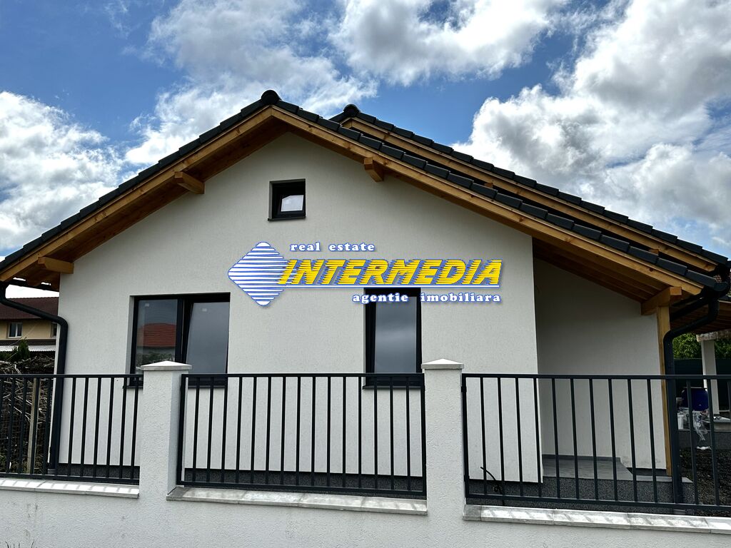 New house for sale with 4 rooms turnkey finished with underfloor heating in Alba Iulia
