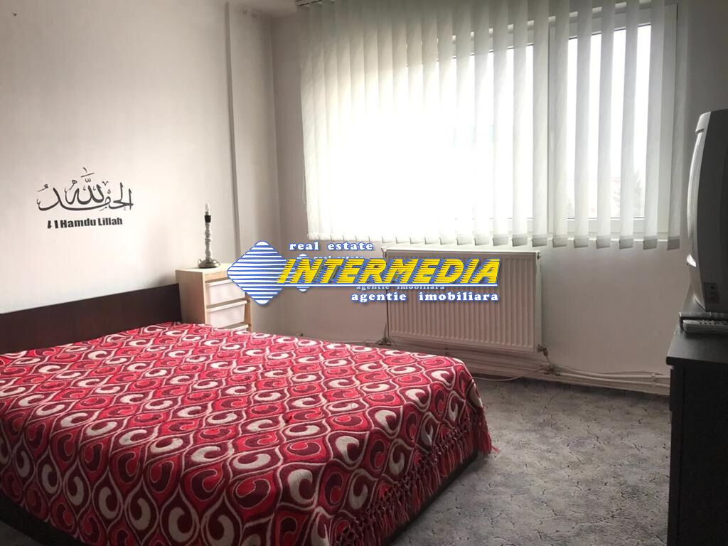 2-room apartment for sale in the Citadel furnished and equipped with intermediate floor