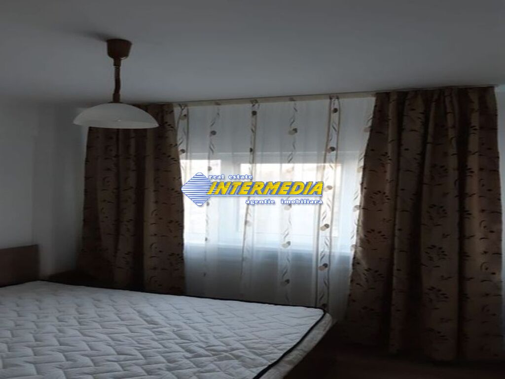 Apartament 2 camere decomandat de inchiriat Alba Iulia CETATE mobilat si utilat complet