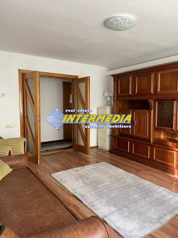 Apartment 3 rooms for sale Cetate Alba Iulia