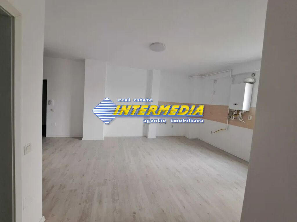 Detached 3-room apartment for sale in new building Alba Iulia fully finished