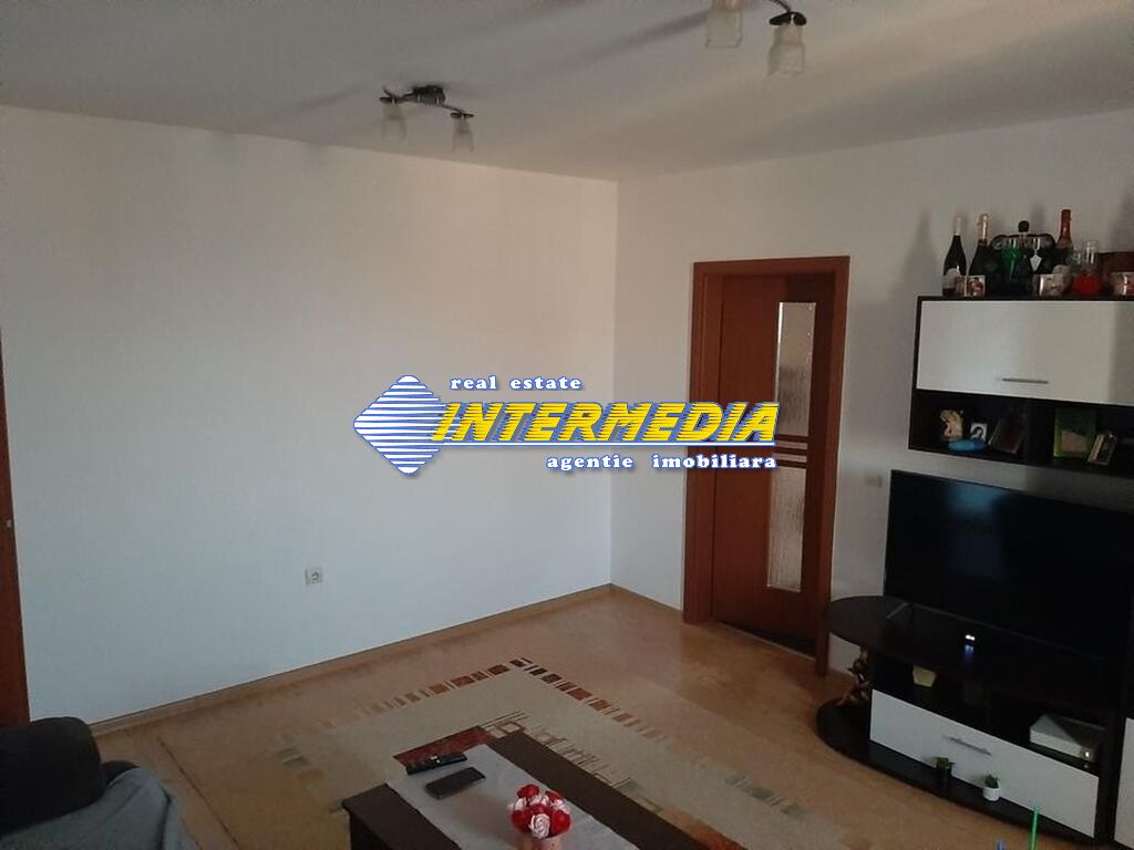 2-room apartment for sale in Alba Iulia, Center area, completely finished and furnished, Bloc Nou