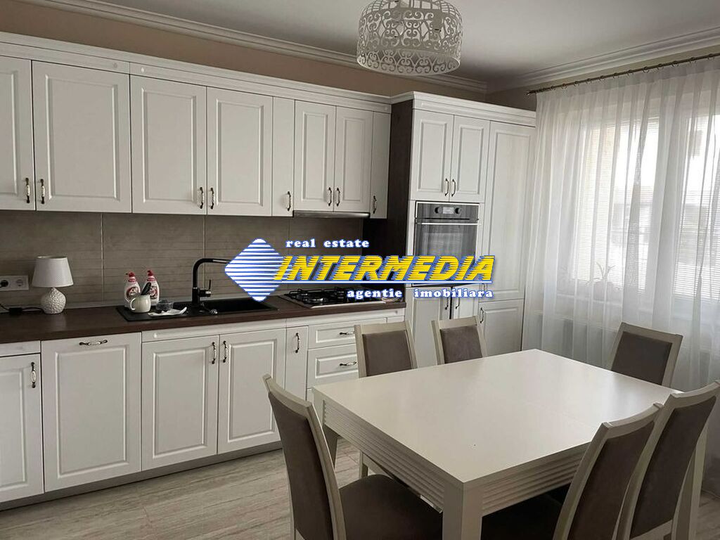 New house for sale with 4 rooms finished turnkey in Alba Iulia Cetate district furnished and equipped