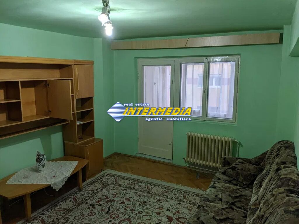 Apartament 2 camere de vanzare in Alba Iulia zona Bowling