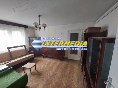 Apartament 2 camere de vanzare Alba Iulia zona Cetate