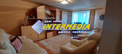 OCAZIE ! Apartament 2 camere decomandat 50 mp. finisat si mobilat vanzare Alba Iulia sub Stadion